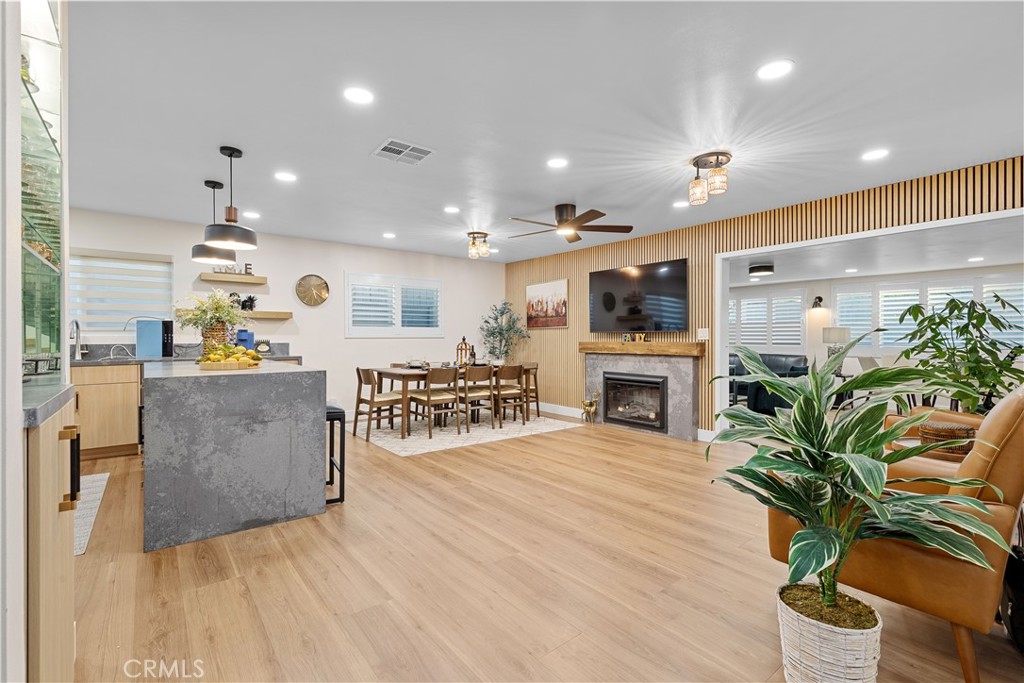 MLS #OC25251185 image #37