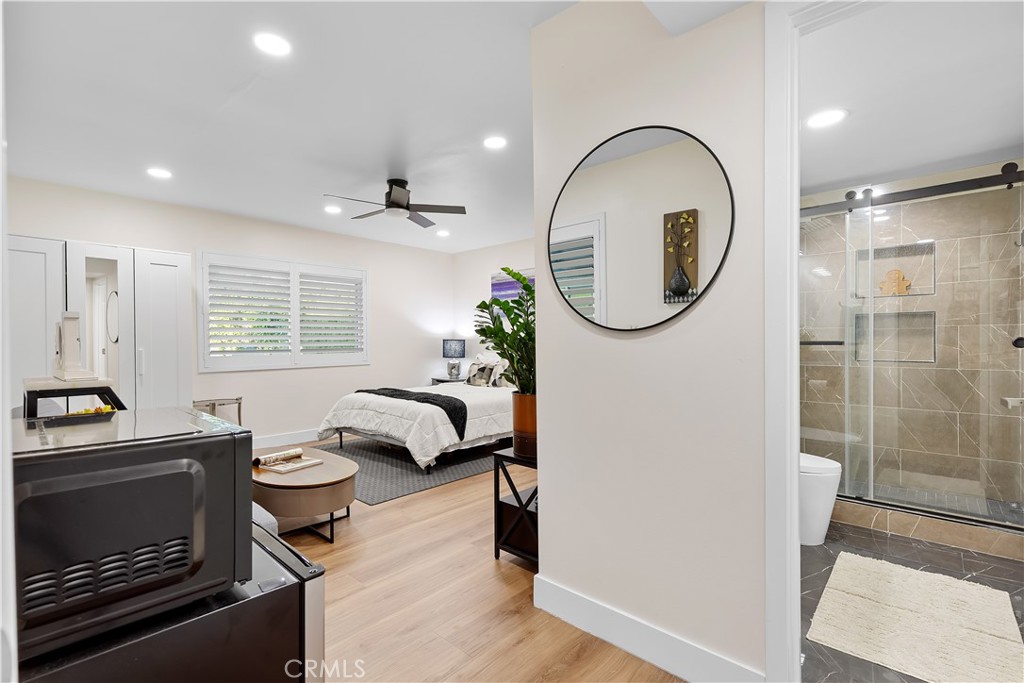 MLS #OC25251185 image #39