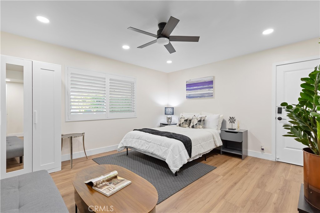 MLS #OC25251185 image #41