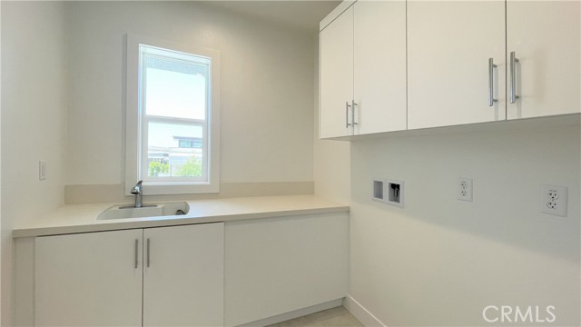 MLS #OC25251196 image #22