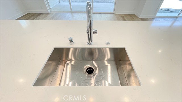 MLS #OC25251196 image #4