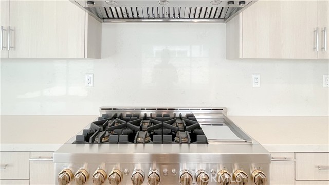 MLS #OC25251196 image #5