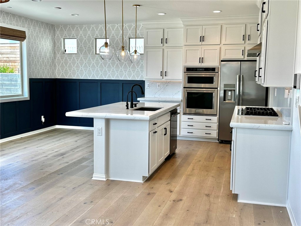 MLS #OC25251203 image #13