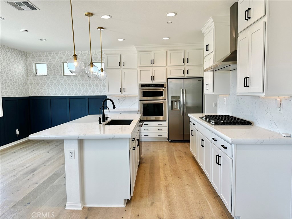 MLS #OC25251203 image #14