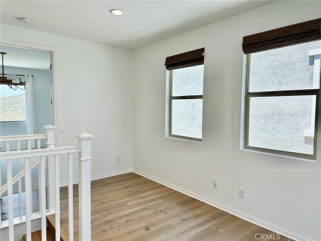 MLS #OC25251203 image #18