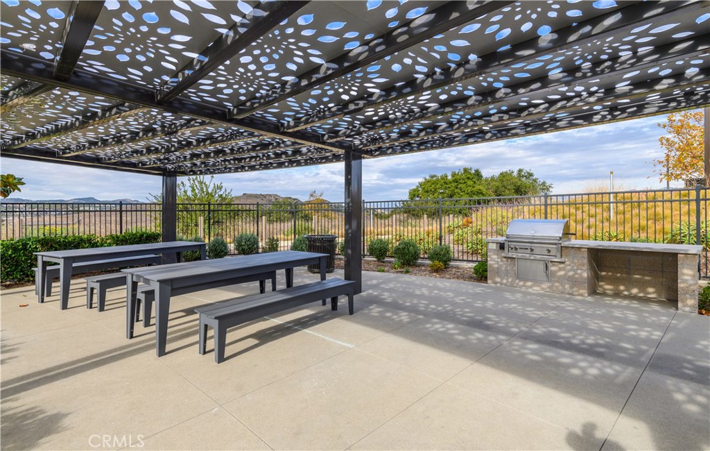 MLS #OC25251203 image #36