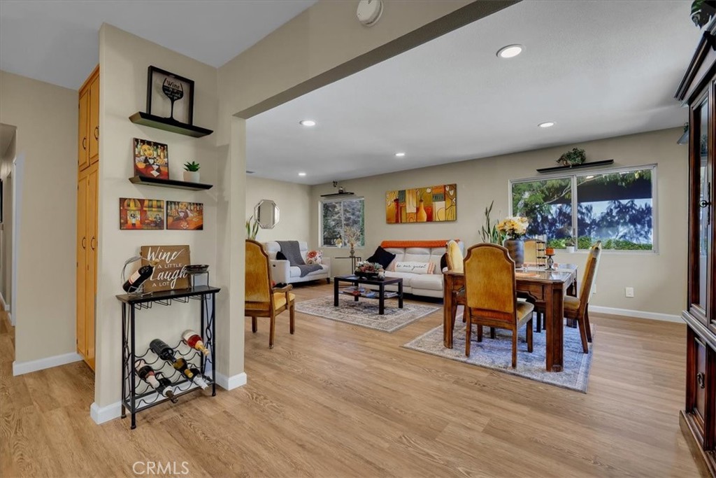 MLS #OC25251205 image #23