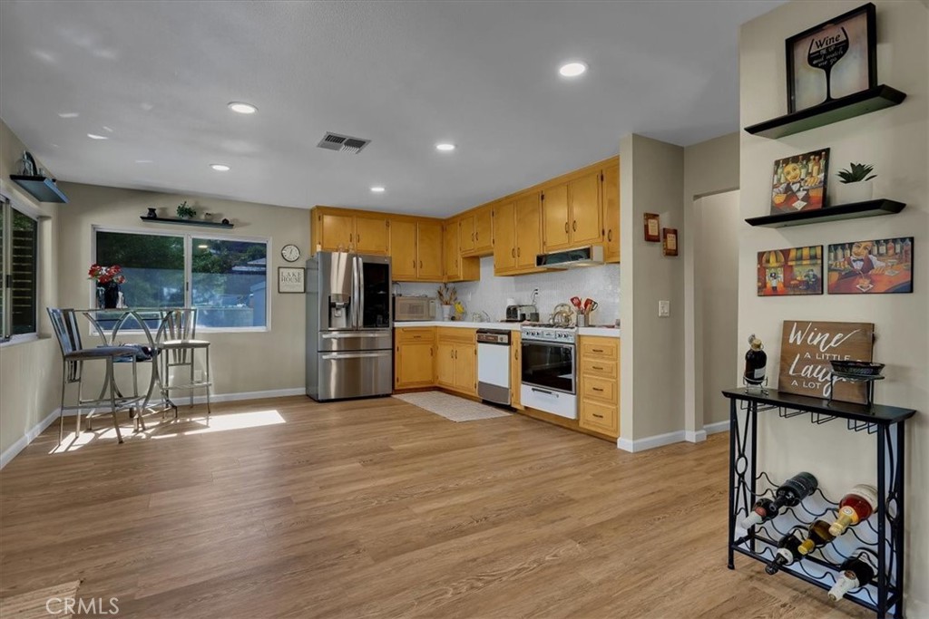 MLS #OC25251205 image #26