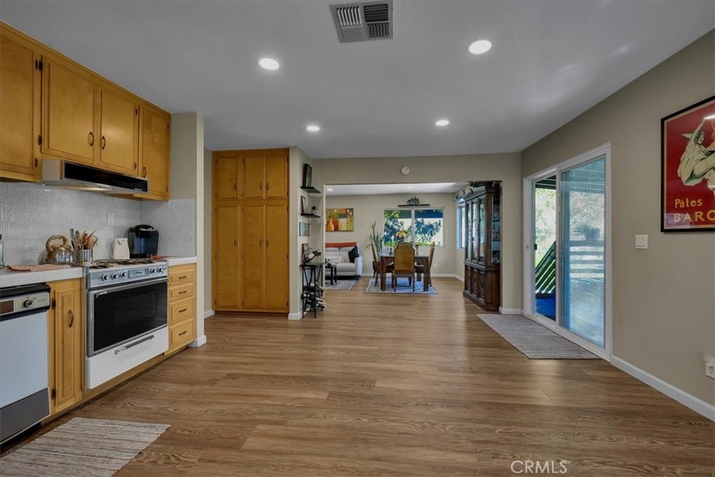 MLS #OC25251205 image #29