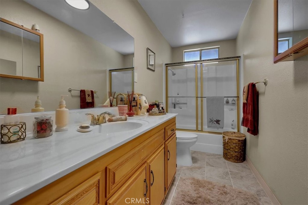 MLS #OC25251205 image #31