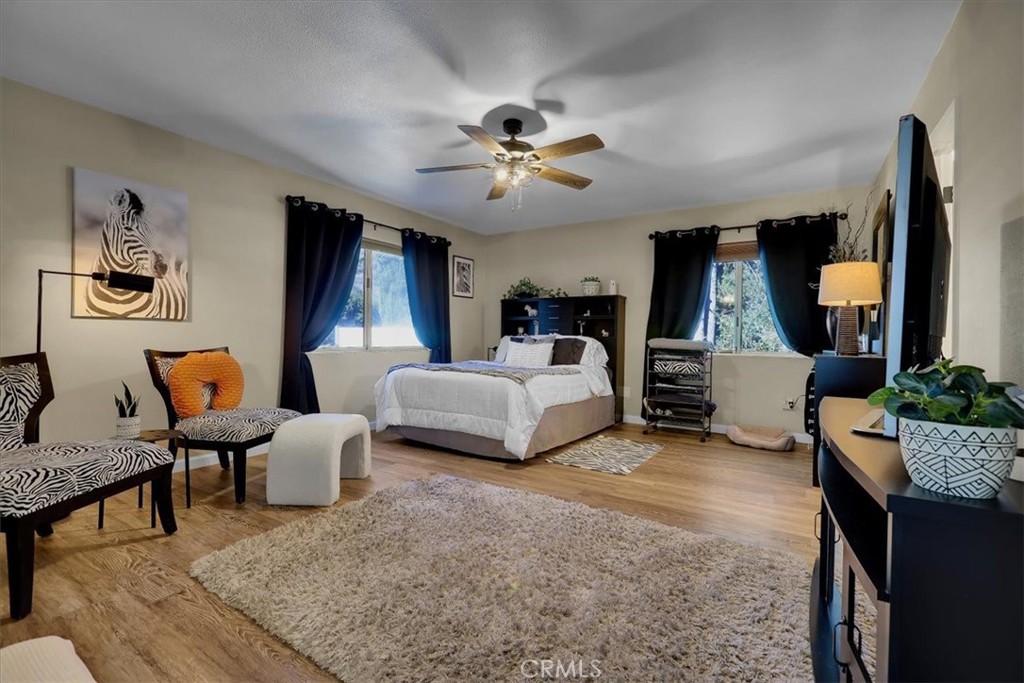 MLS #OC25251205 image #38