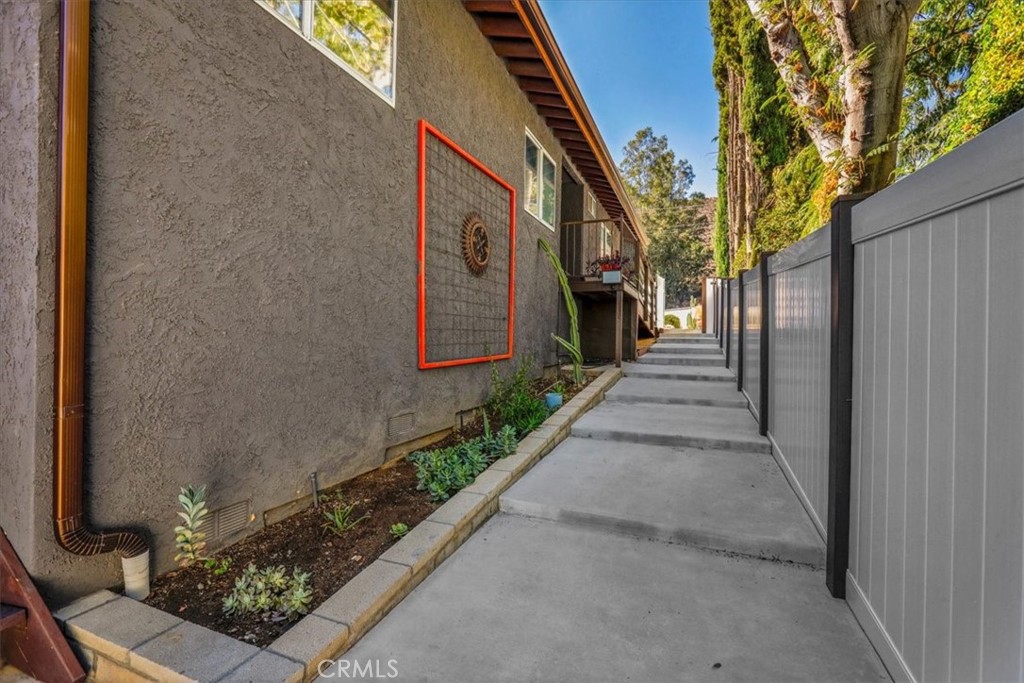 MLS #OC25251205 image #53