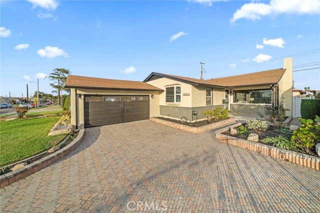 MLS #OC25251206 image #24