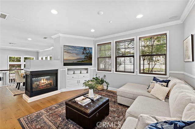 MLS #OC25251213 image #16