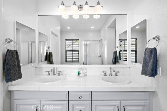 MLS #OC25251213 image #21