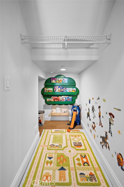 MLS #OC25251213 image #29