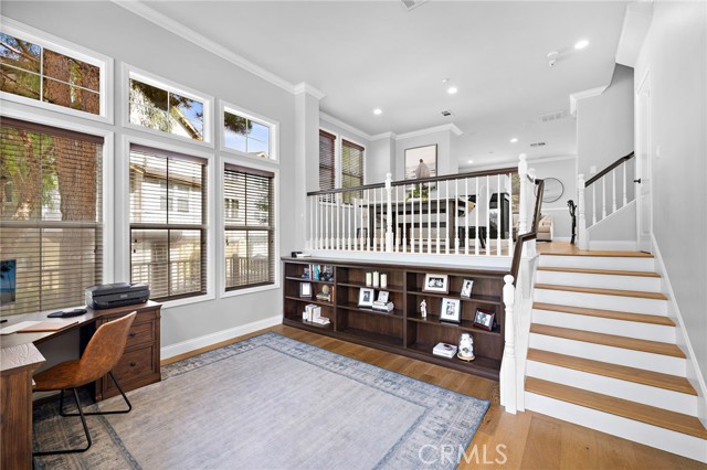 MLS #OC25251213 image #5