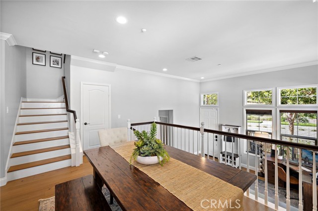 MLS #OC25251213 image #9