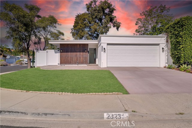 MLS #OC25251217 image #2