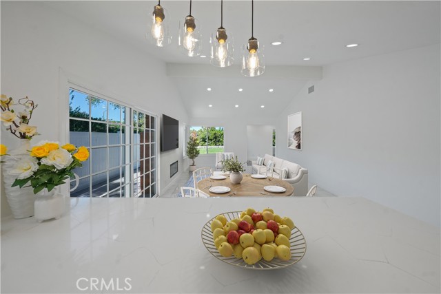 MLS #OC25251217 image #3