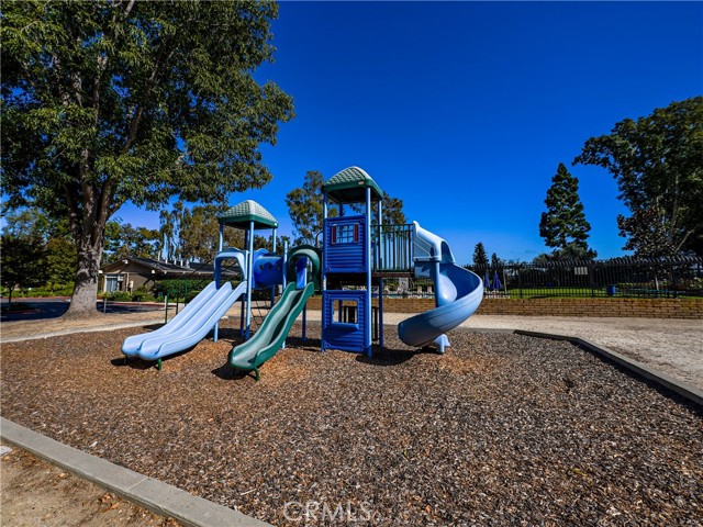 MLS #OC25251217 image #75