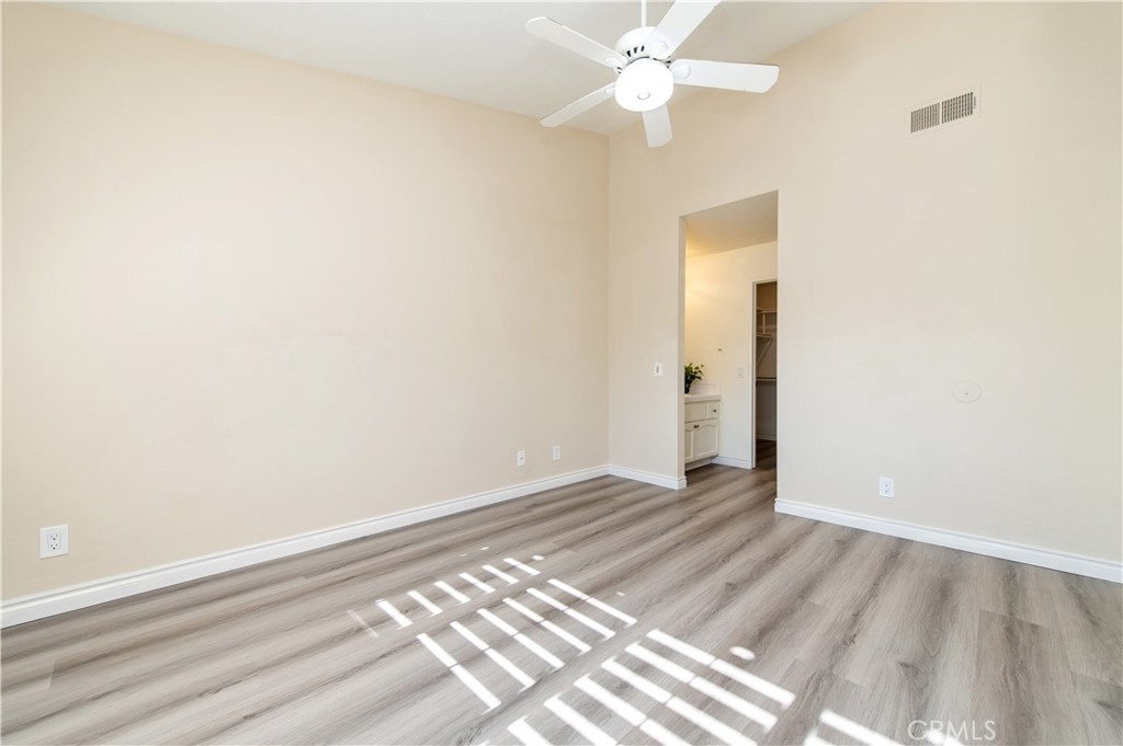 MLS #OC25251270 image #19