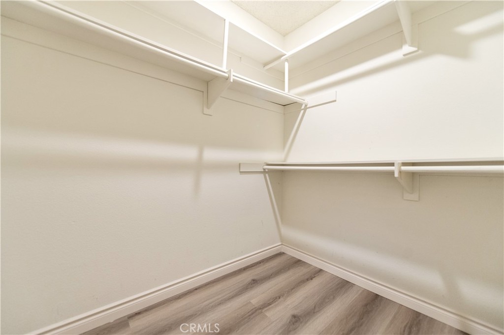 MLS #OC25251270 image #22