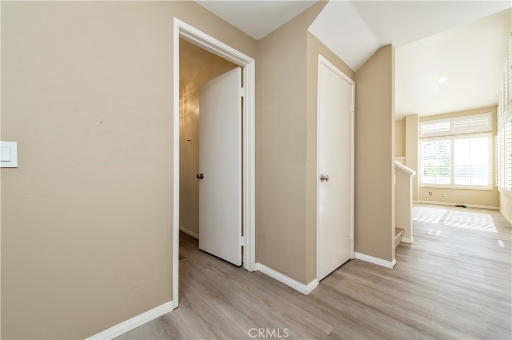 MLS #OC25251270 image #3