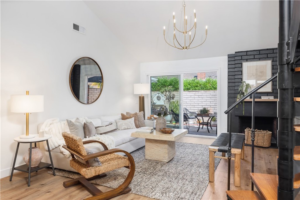 MLS #OC25251283 image #25