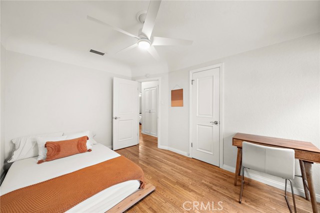 MLS #OC25251300 image #10