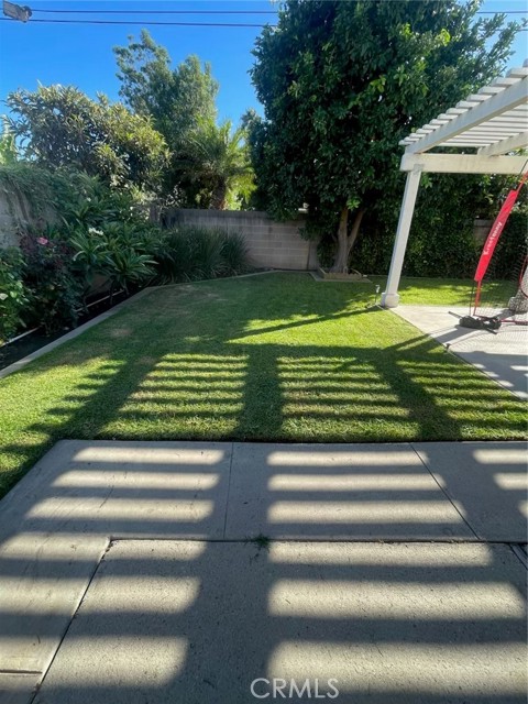 MLS #OC25251303 image #30