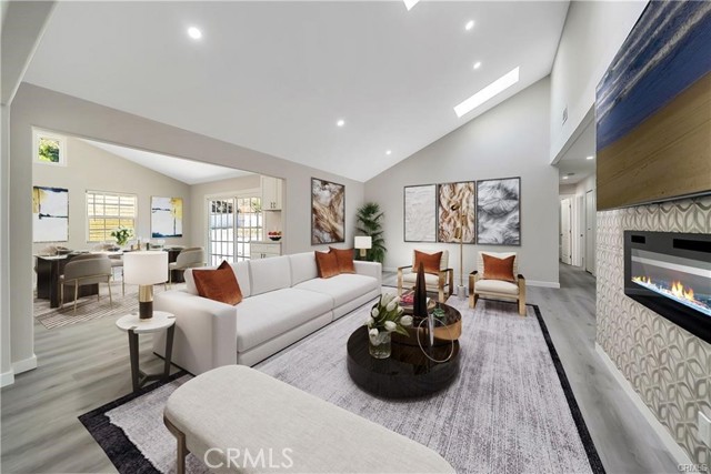 MLS #OC25251328 image #5