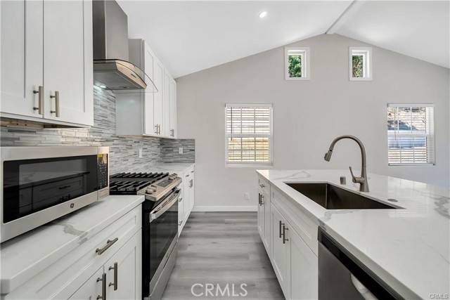 MLS #OC25251328 image #7