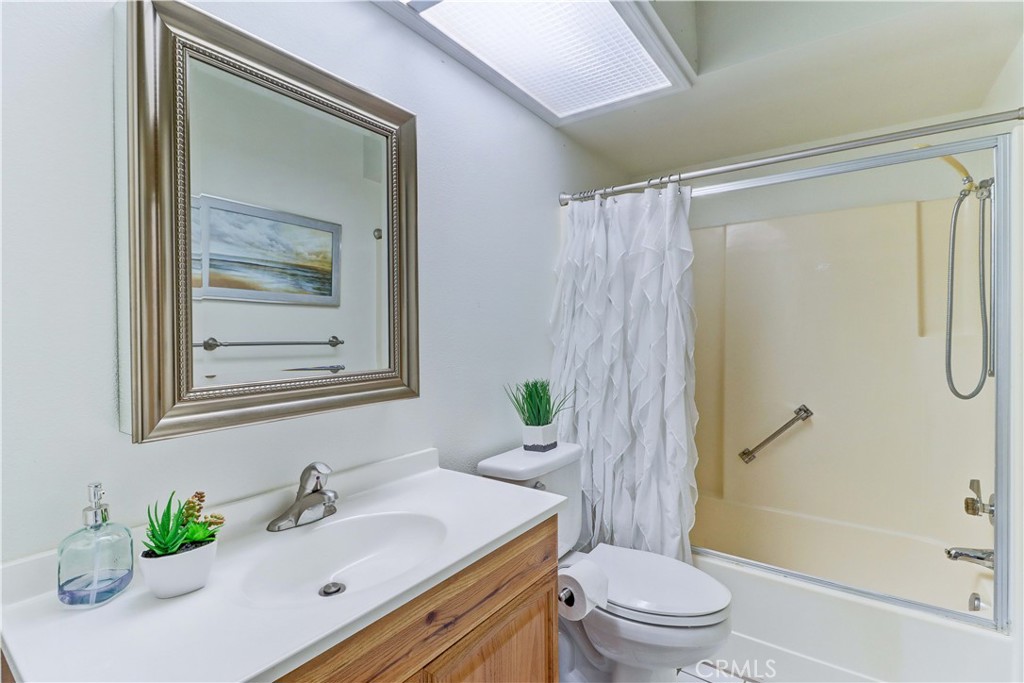 MLS #OC25251355 image #16