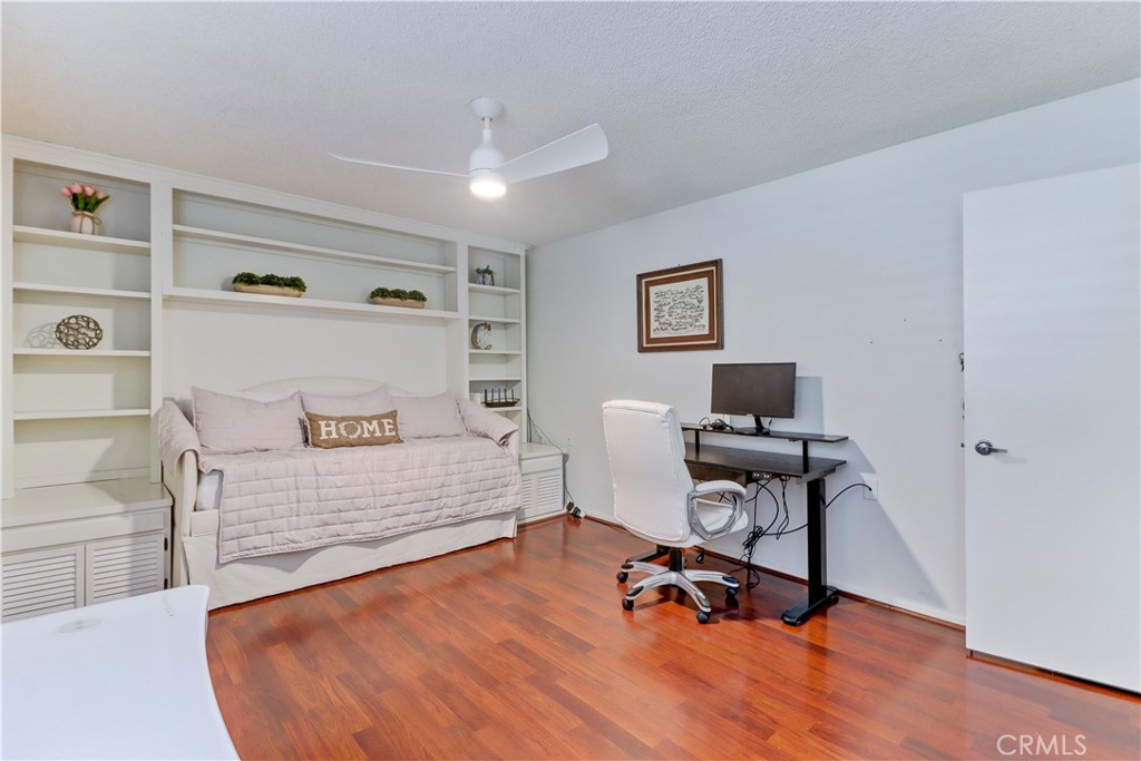 MLS #OC25251355 image #21