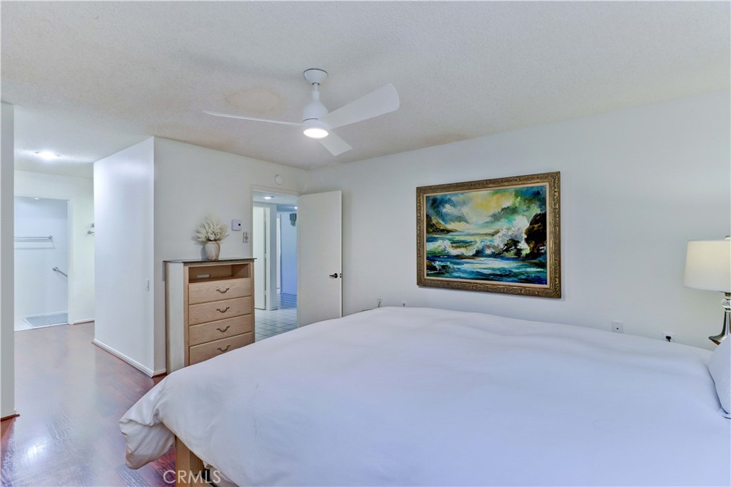 MLS #OC25251355 image #24