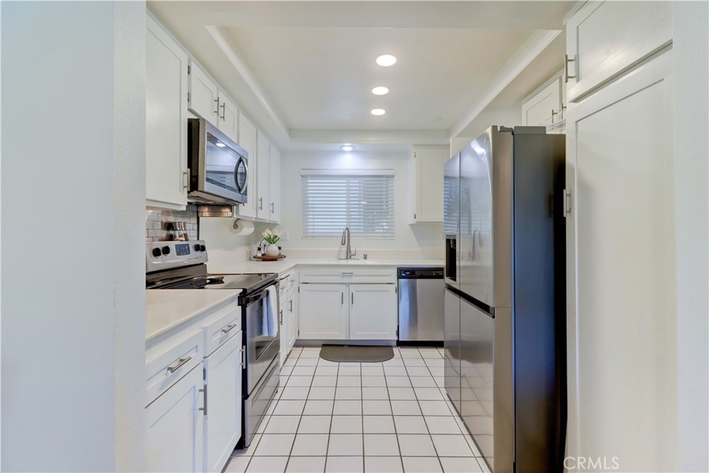 MLS #OC25251355 image #7