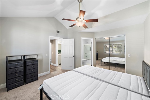 MLS #OC25251389 image #10