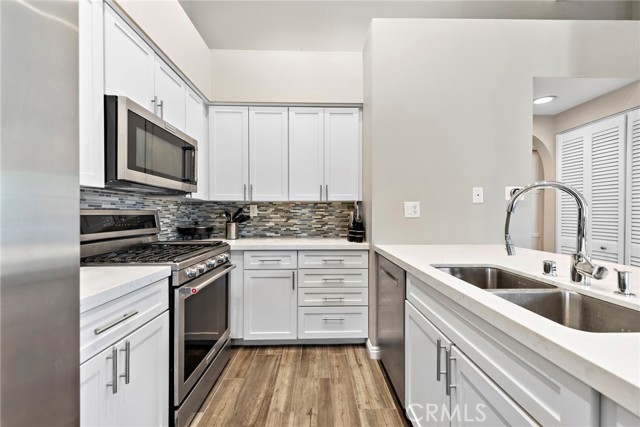 MLS #OC25251389 image #8