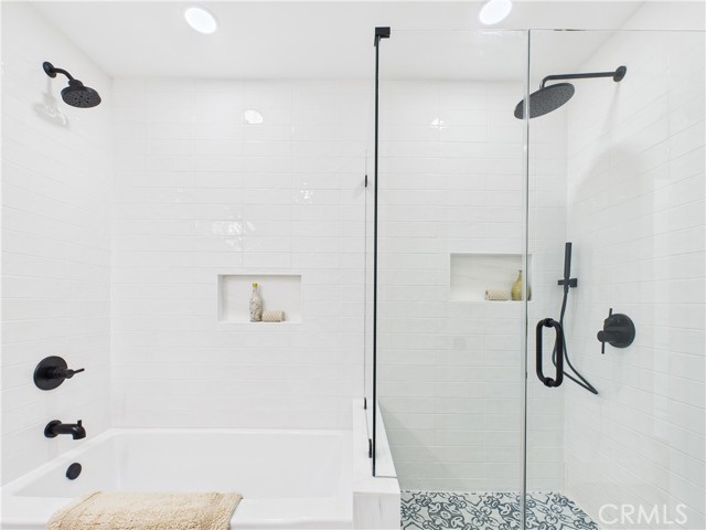 MLS #OC25251397 image #23