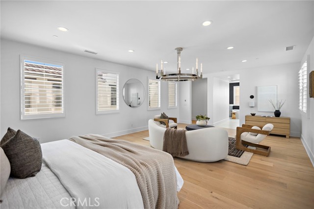 MLS #OC25251413 image #29