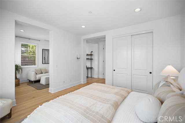 MLS #OC25251413 image #36