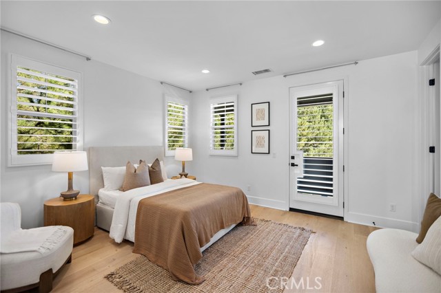 MLS #OC25251413 image #40