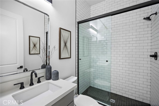 MLS #OC25251413 image #41