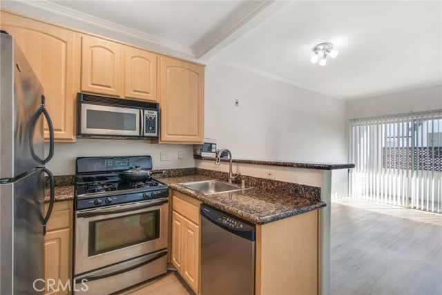 MLS #OC25251457 image #8