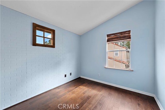 MLS #OC25251501 image #13