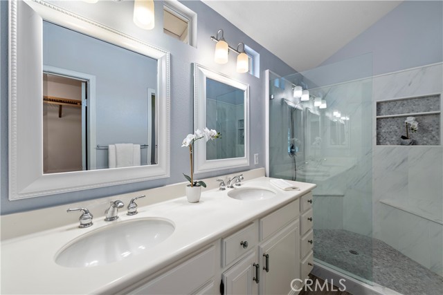 MLS #OC25251501 image #7