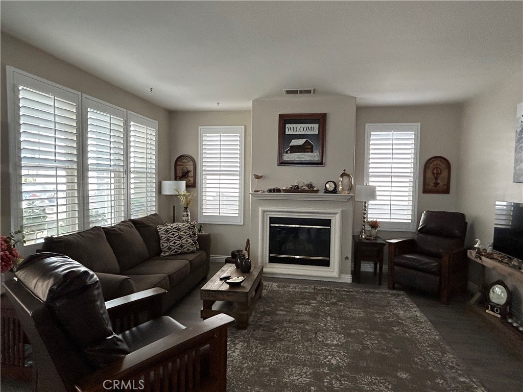 MLS #OC25251510 image #17