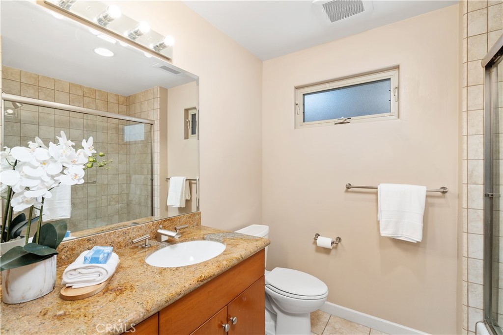 MLS #OC25251511 image #18