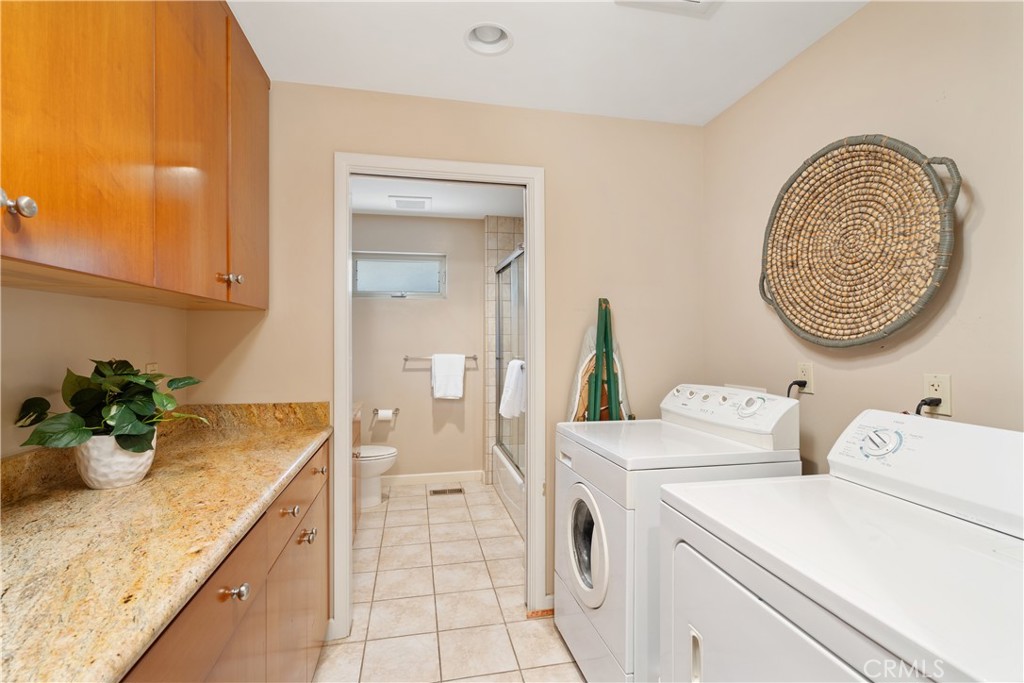 MLS #OC25251511 image #19